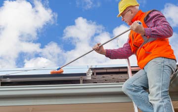 Fagwyr soft wash roof cleaning